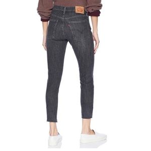 LEVIS- Wedgie Skinny Raw Hem Button Fly Grey Jeans